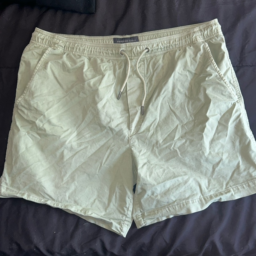 American Eagle Men Short Large - image 1